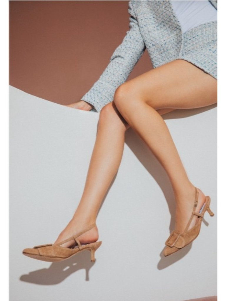 Andrea Carrano Mia Slingback Kitten Heel Camel Suede Pumps 38 Italy Pointed Toe